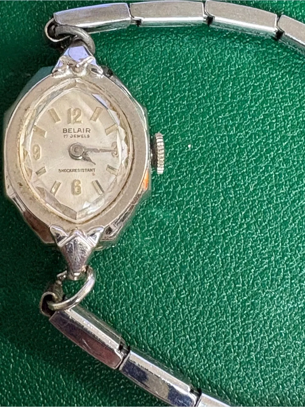 Belair Vintage 17 Jewels Ladies Silver-Tone Watch